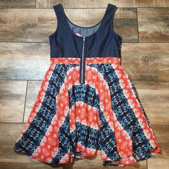 As U Wish - Fun! Sleeveless Tie Dye Dress (L) - Picture 3 of 3